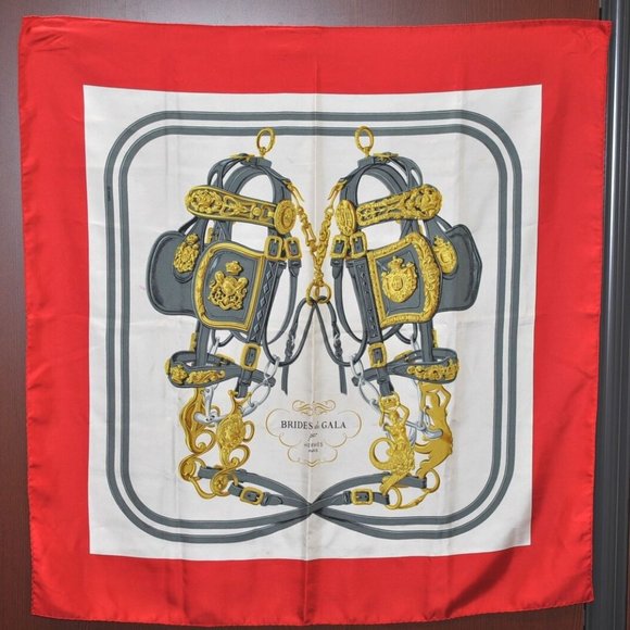 Authentic HERMES Carre 90 Scarf "BRIDES de GALA par" Silk Red - Picture 1 of 12